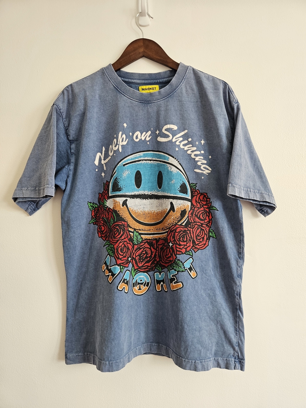 Market Smiley Face Keep on Shining T Shirt Tee L Large Blue Multi Color